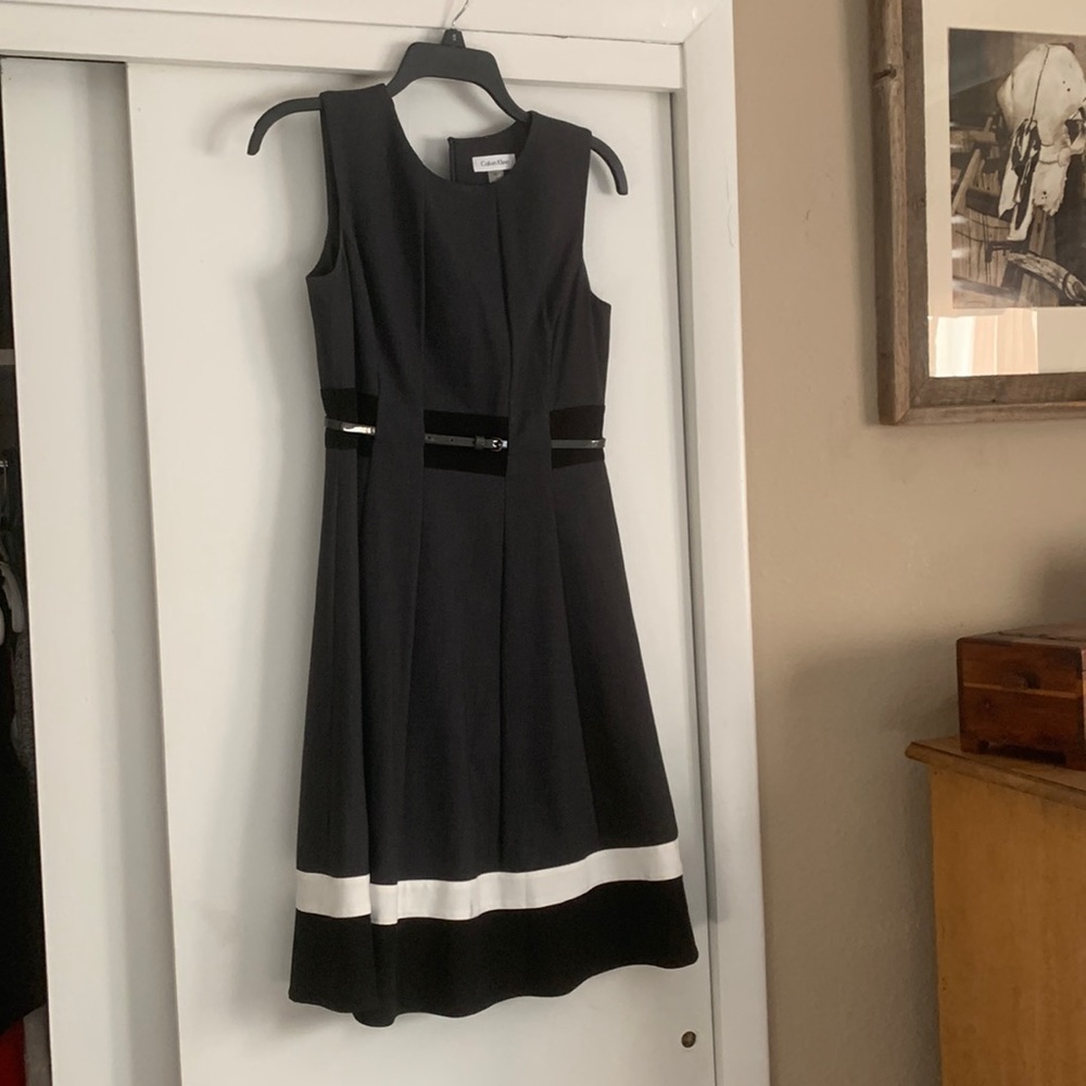 No sleeve Belted Dress